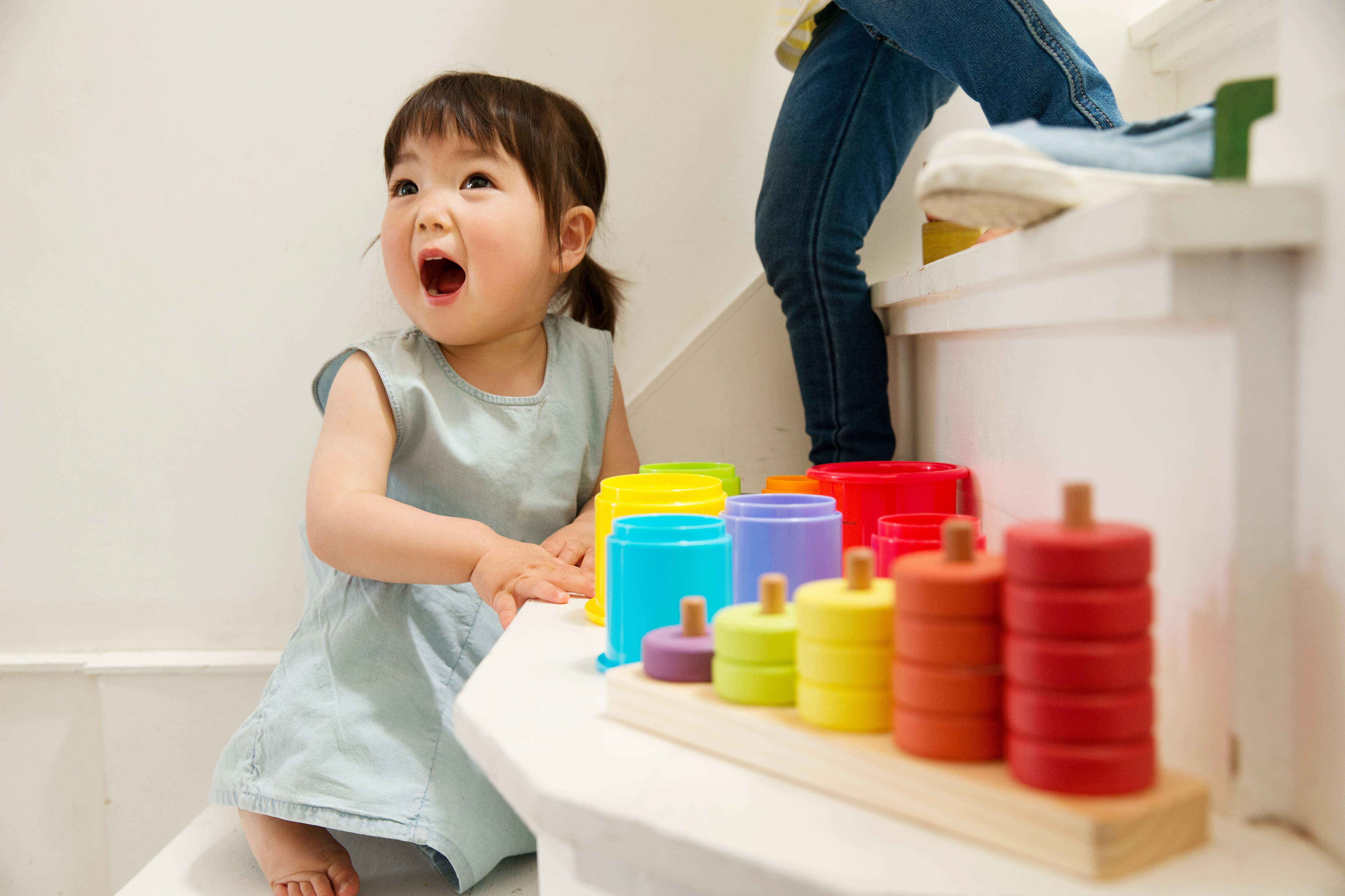Your Toddler Should Be Able To Say This Many Words By The Ages Of 1 2