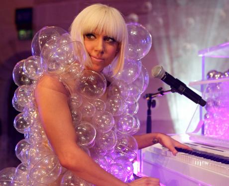 Bubble dress Lady Gaga