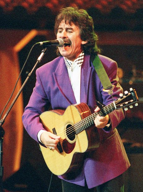 George Harrison dies 2001