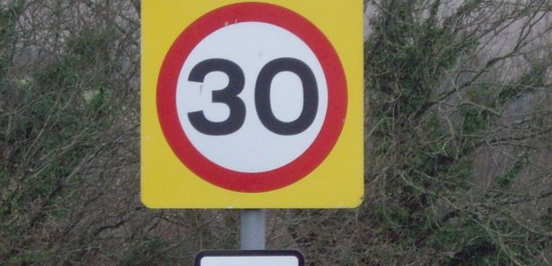 30 mph limit sign