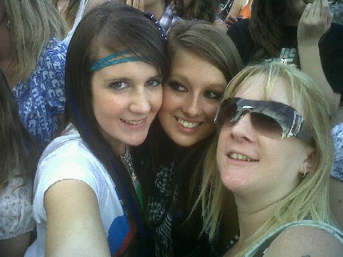 JLS Fans at The Embankment: Your photos