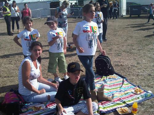 JLS Fans at The Embankment: Your photos