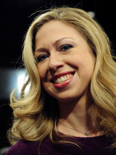 Chelsea Clinton to marry
