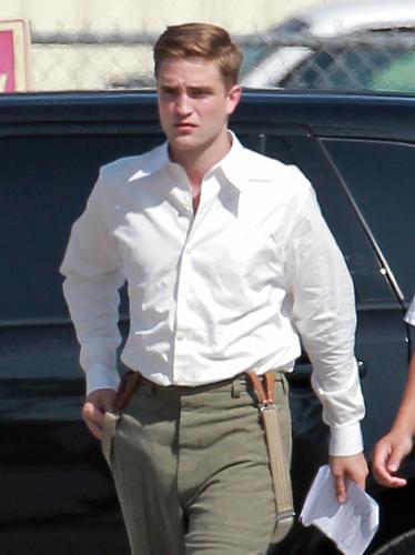 Robert Pattinson
