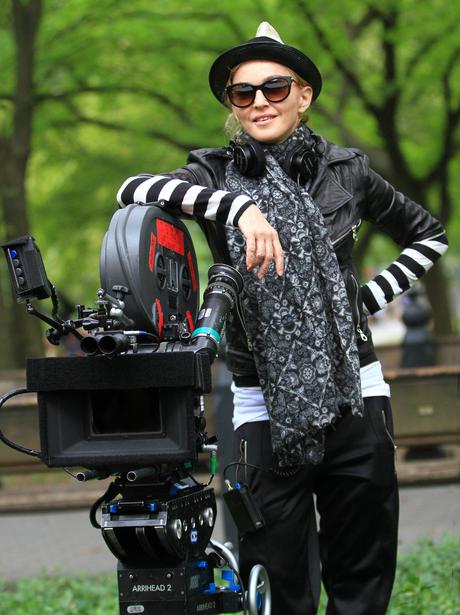On set with the stars
