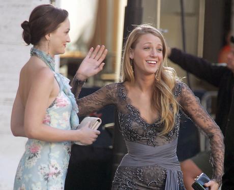 On set with the stars