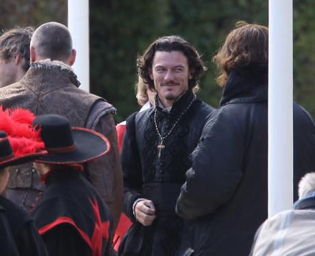 On set with the stars