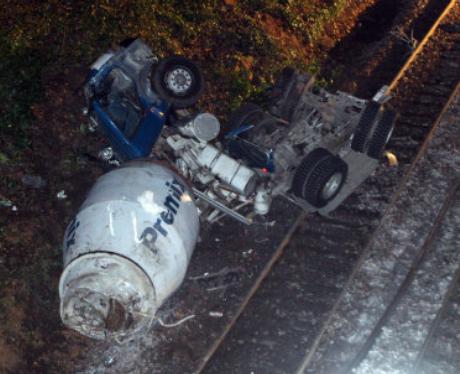 Pictures from Oxshott Train Crash