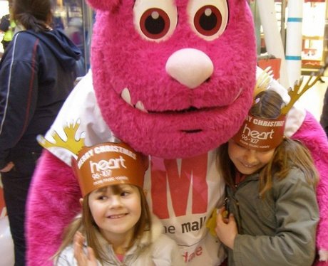 The Mall Christmas Light Switch in Luton