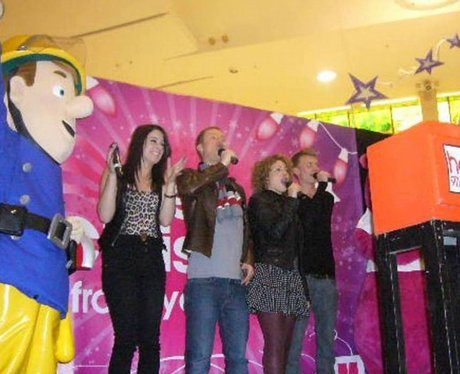The Mall Christmas Light Switch in Luton