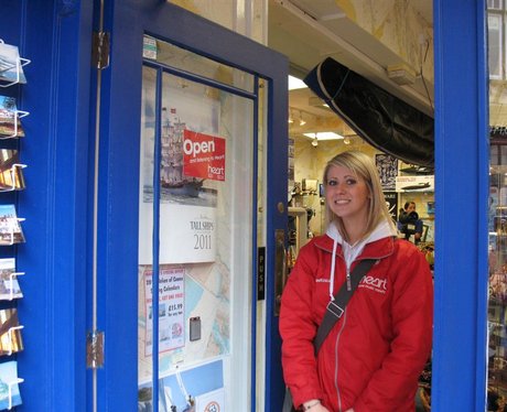 Open/Close door signs in Canterbury