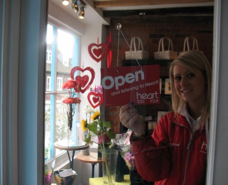 Open/Close door signs in Canterbury