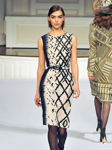 Oscar de la Renta Fall 2011 show