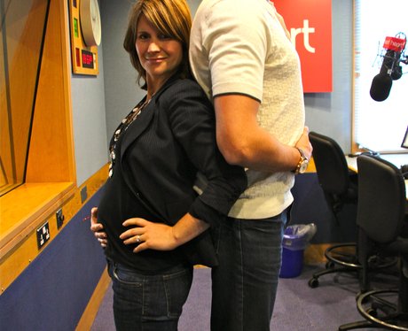 Jamie & Harriet compare bulges!