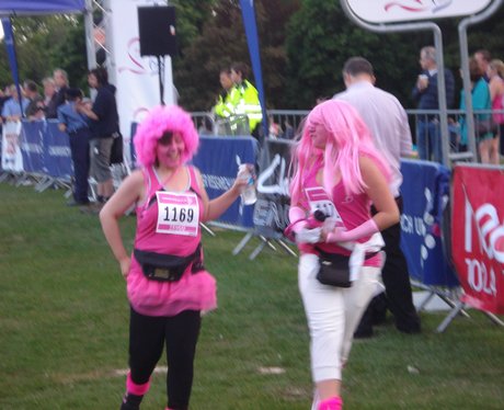 Heart visited Race For Life Crawley at Tillgate Pa