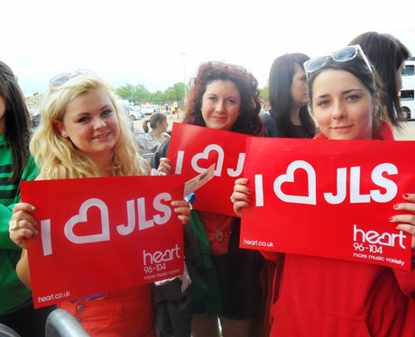 JLS & Olly Murs at Stadium MK