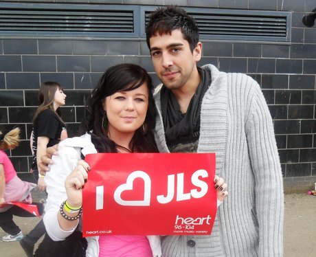 JLS & Olly Murs at Stadium MK