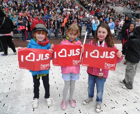 JLS & Olly Murs at Stadium MK