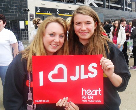 JLS & Olly Murs at Stadium MK