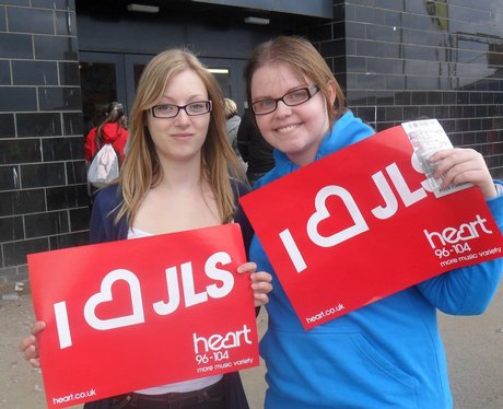 JLS & Olly Murs at Stadium MK