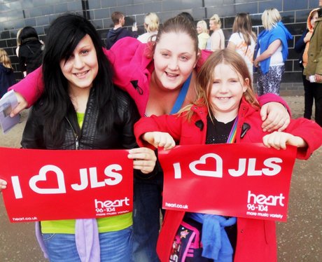 JLS & Olly Murs at Stadium MK