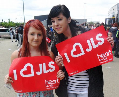 JLS & Olly Murs at Stadium MK