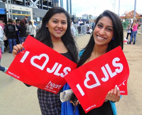 JLS & Olly Murs at Stadium MK