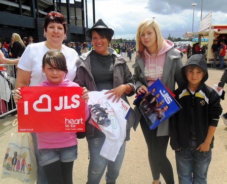 JLS & Olly Murs at Stadium MK