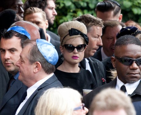 Amy Winehouse funeral - Amy Winehouse: Life in Pictures ...
