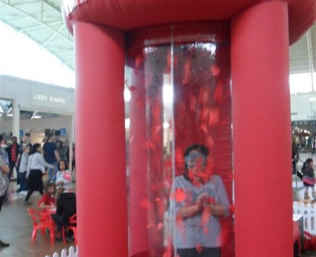 Winning Whirlwind at the Galleria