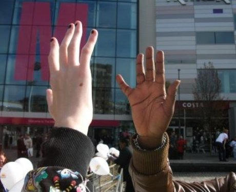 High-Five in Luton