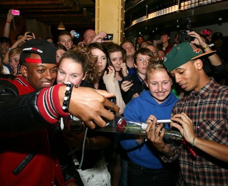 JLS live in London