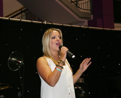 The Galleria Hatfield Christmas Light Switch On