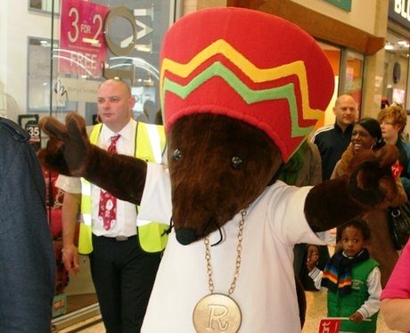 The Mall Christmas Light Switch On Luton