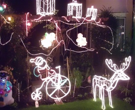 Festive Hertfordshire Homes