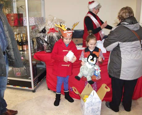 Grosvnenor Shopping Centre Christmas Crackers