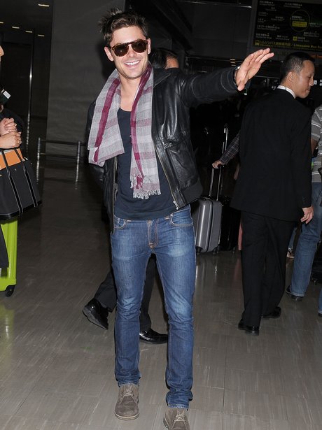 Zac Efron arriving in Japan