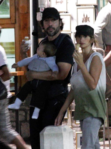 Javier Bardem And Penelope Cruz - Influential Celebrity Children - Heart