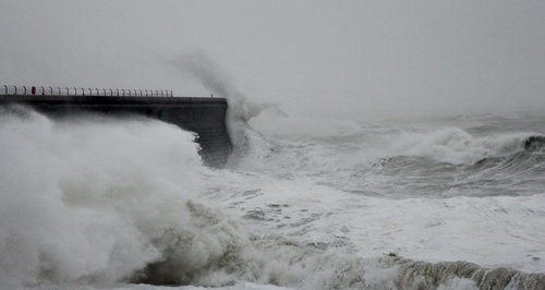 dover harbour storms