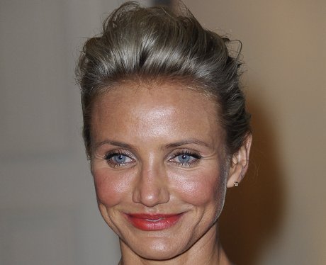 Cameron Diaz in Full Glam! - Bare-Naked Stars Without Makeup! - Heart