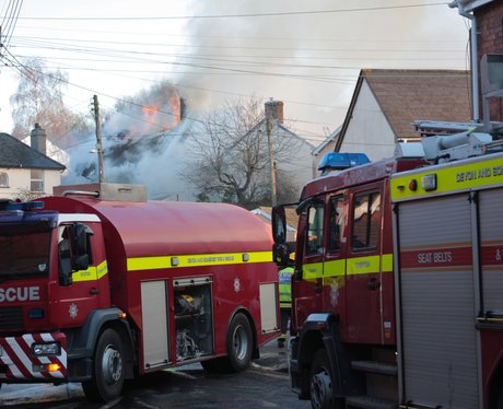 Thatched cottages on fire in Crediton