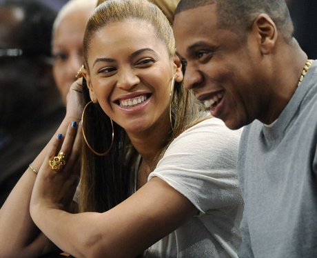 Beyonce and Jay Z attend Basketball game
