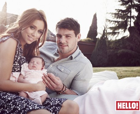 Hello Magazine with Una healy