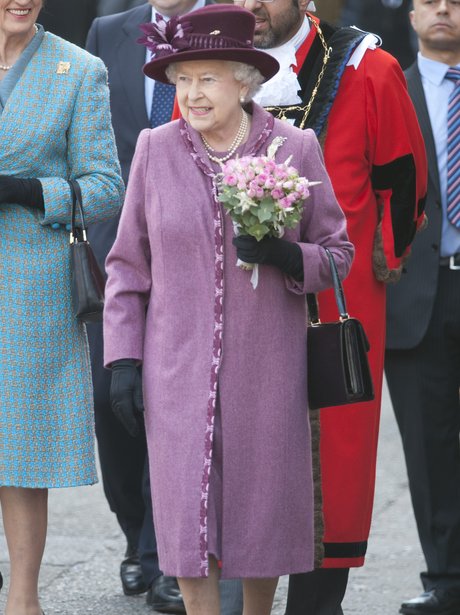 The Queen - Celebrity Best Dressed - Heart