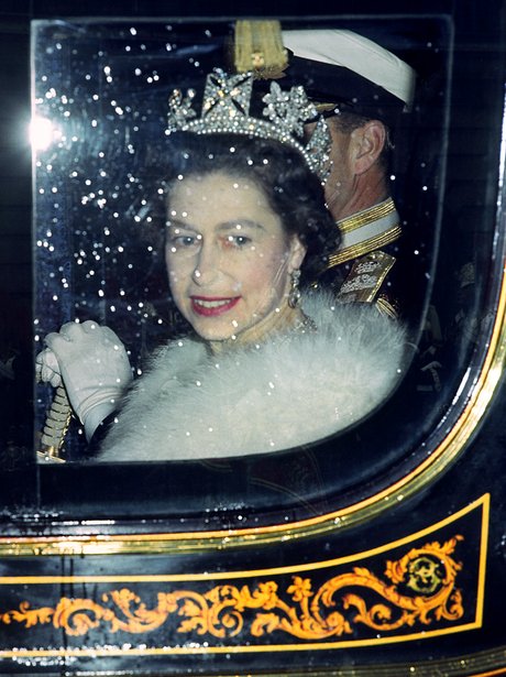 1965: The Queen in Her Carriage