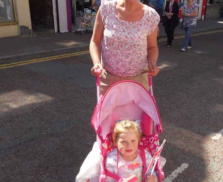 Heart's Jubilee Street Party Tour - Continued