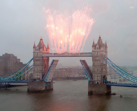 Sunday: Thames River Pageant