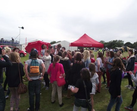 The Sultan Show - Sunday Alfresco Zone!