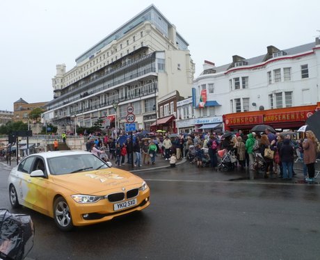 Southend Torch Relay Crowds
