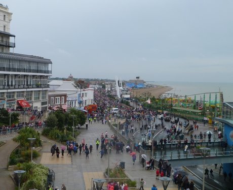 Southend Torch Relay Crowds